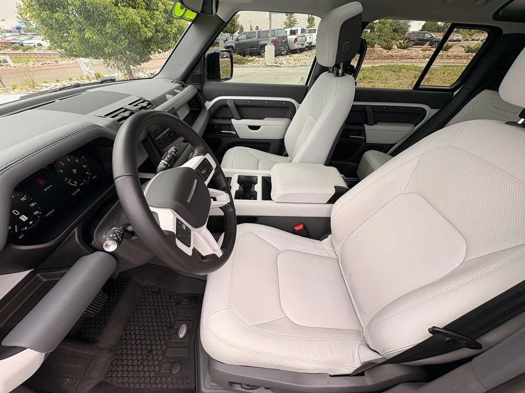 Used 2025 Land Rover Defender 110 S AWD/4WD image 11