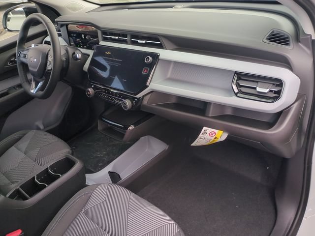 New 2027 Chevrolet Bolt LT w/ Comfort Package FWD image 30