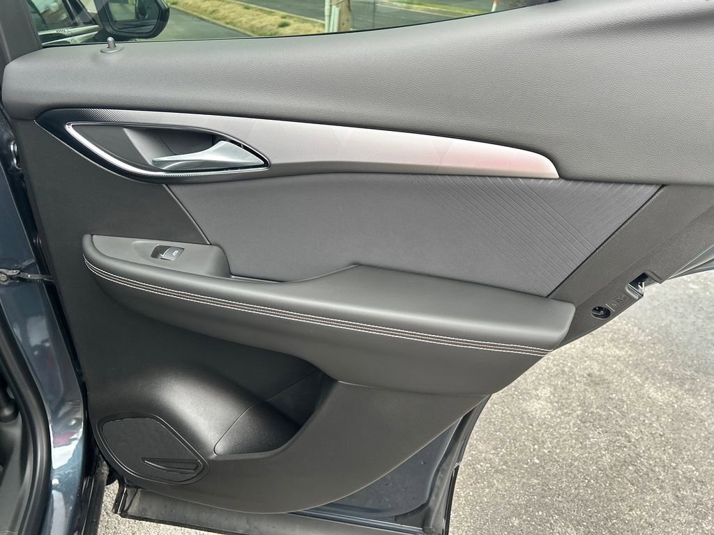 New 2026 Buick Envision Sport Touring image 39