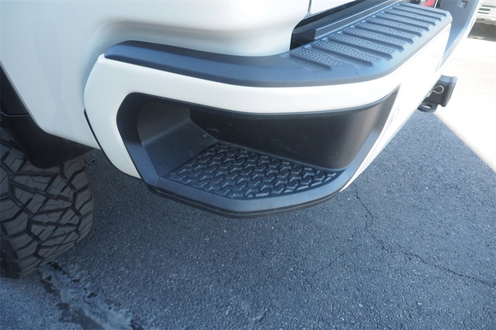 Used 2024 GMC Sierra 3500 Denali w/ Denali Reserve Package image 19