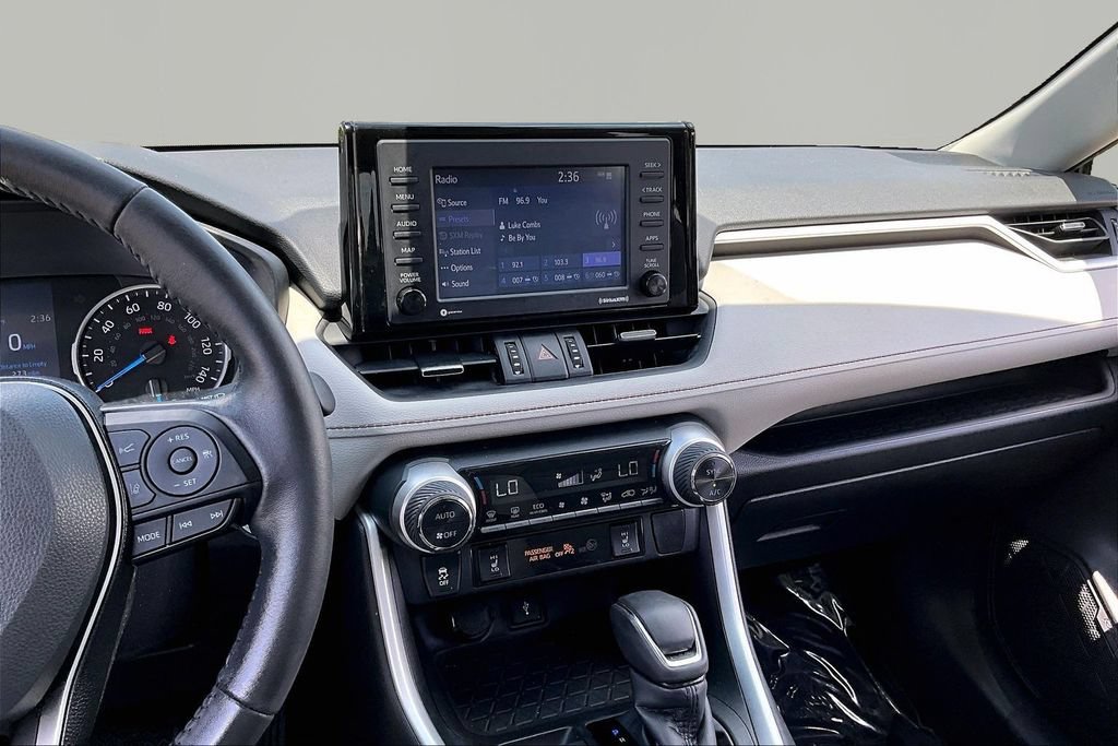 Used 2021 Toyota RAV4 XLE Premium AWD/4WD image 10