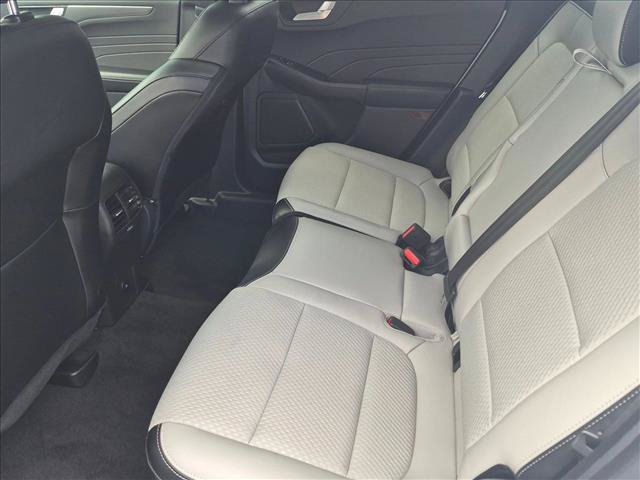 Used 2024 Ford Escape SE FWD image 19