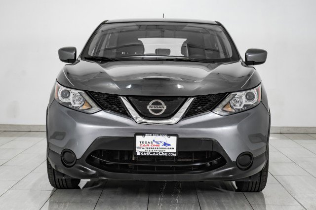 Used 2019 Nissan Rogue Sport S w/ Appearance Package image 3