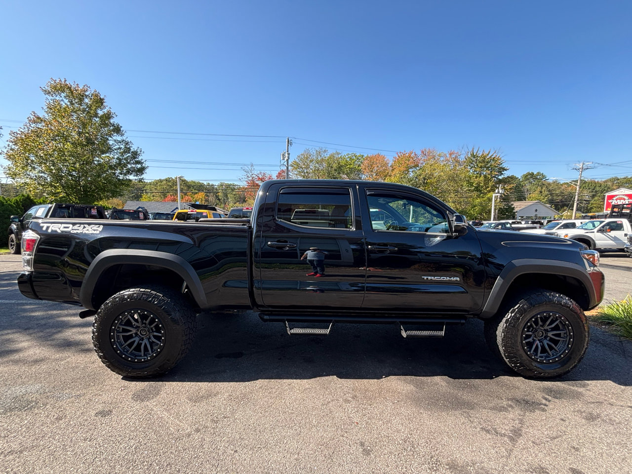 Used 2021 Toyota Tacoma TRD Off-Road image 6