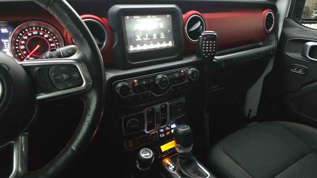 Used 2019 Jeep Wrangler Unlimited Rubicon w/ Steel Bumper Group image 29