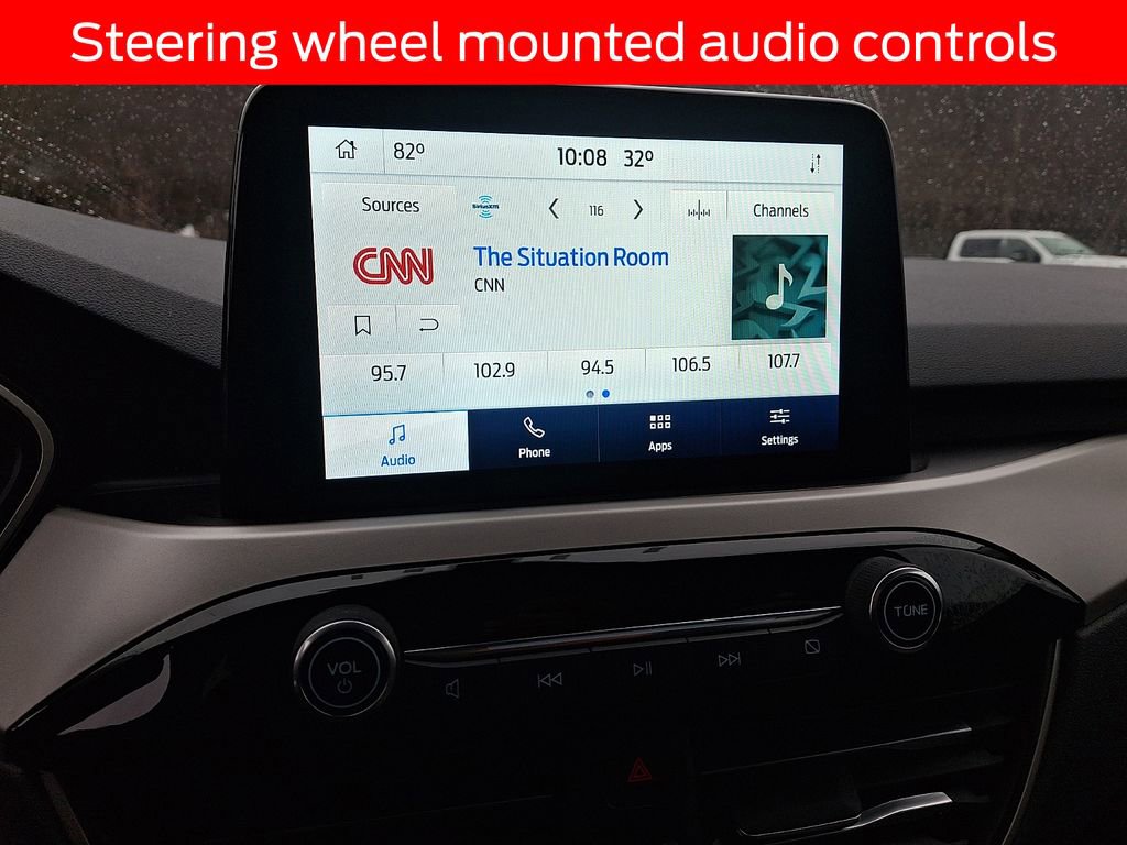 Used 2022 Ford Escape SE w/ Cold Weather Package image 16