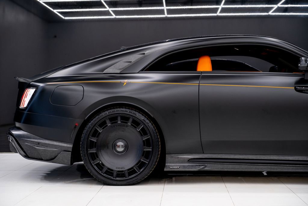 Used 2026 Rolls-Royce Spectre image 10