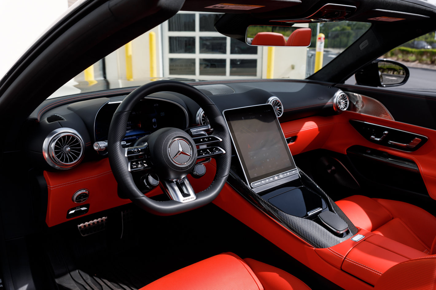 Used 2022 Mercedes-Benz SL 63 AMG 4MATIC image 30