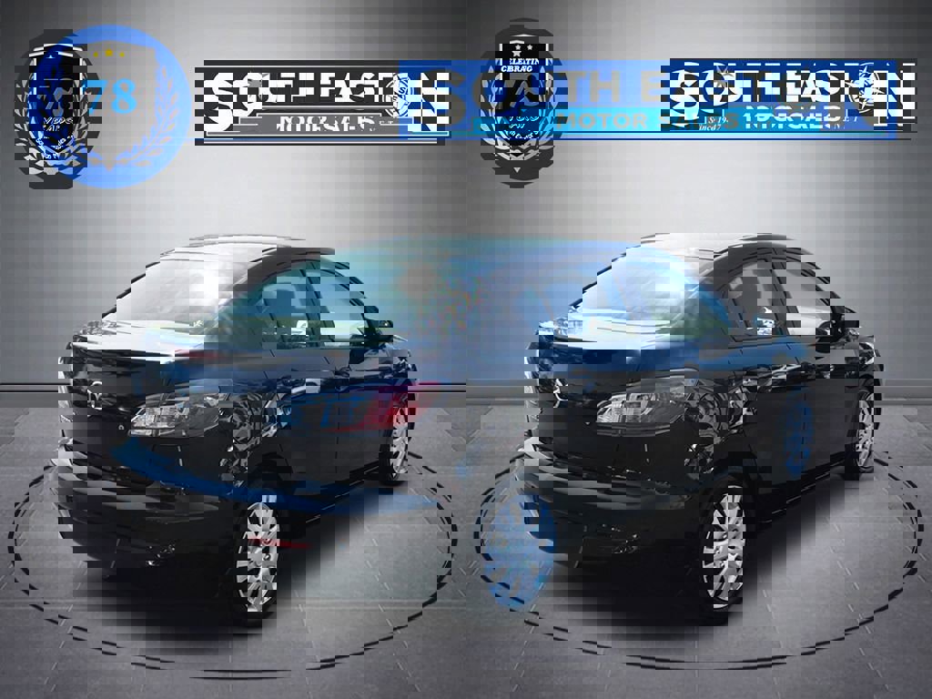 Used 2013 MAZDA MAZDA3 i SV image 6