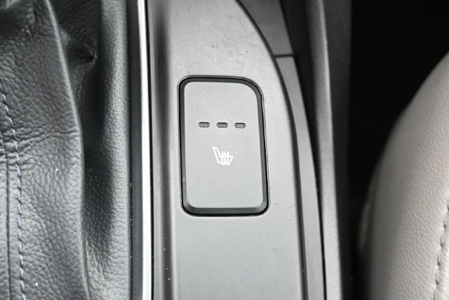 Used 2013 Hyundai Santa Fe Sport FWD image 30