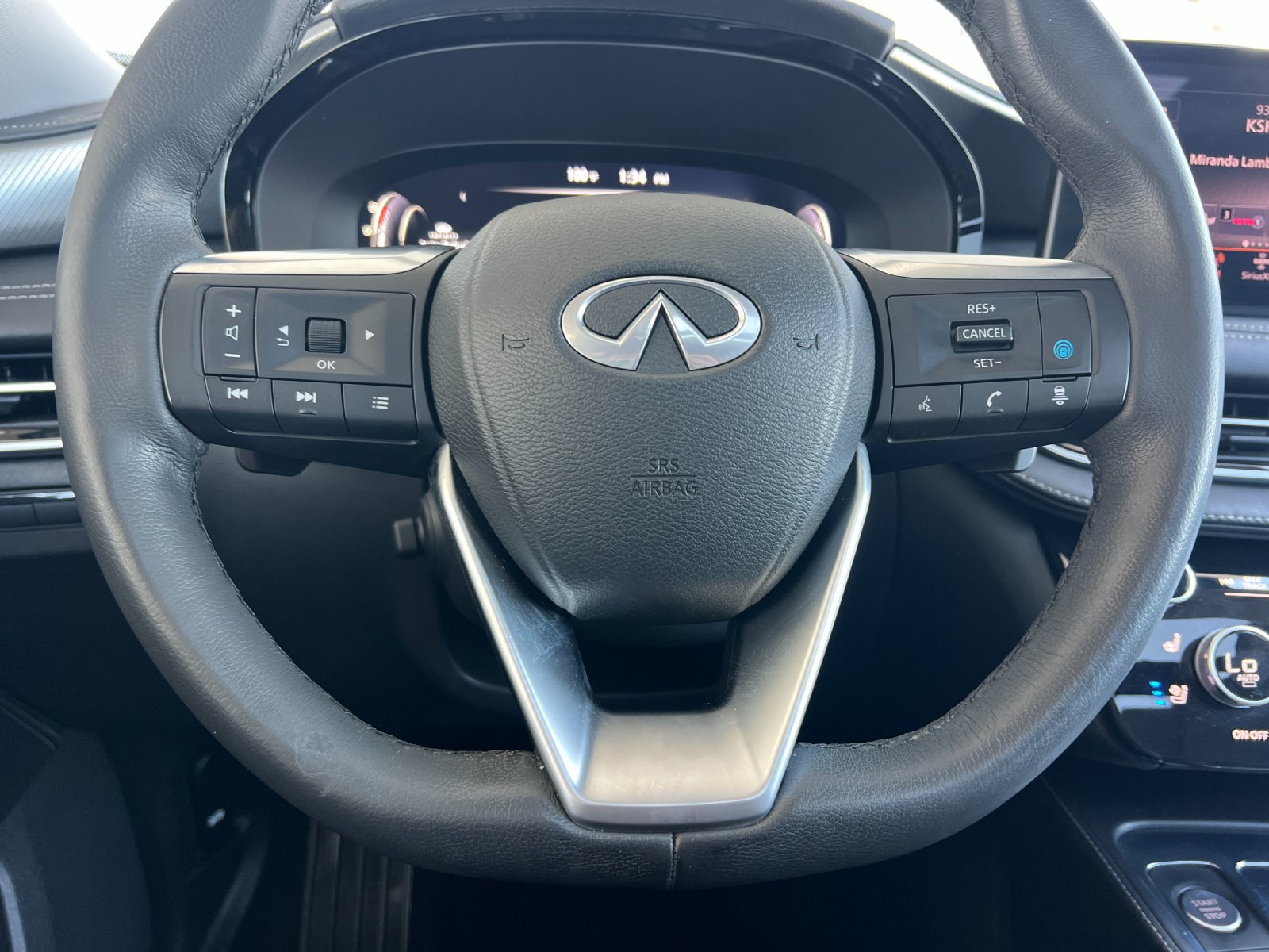 Used 2022 INFINITI QX60 Luxe w/ Cargo Package FWD image 24