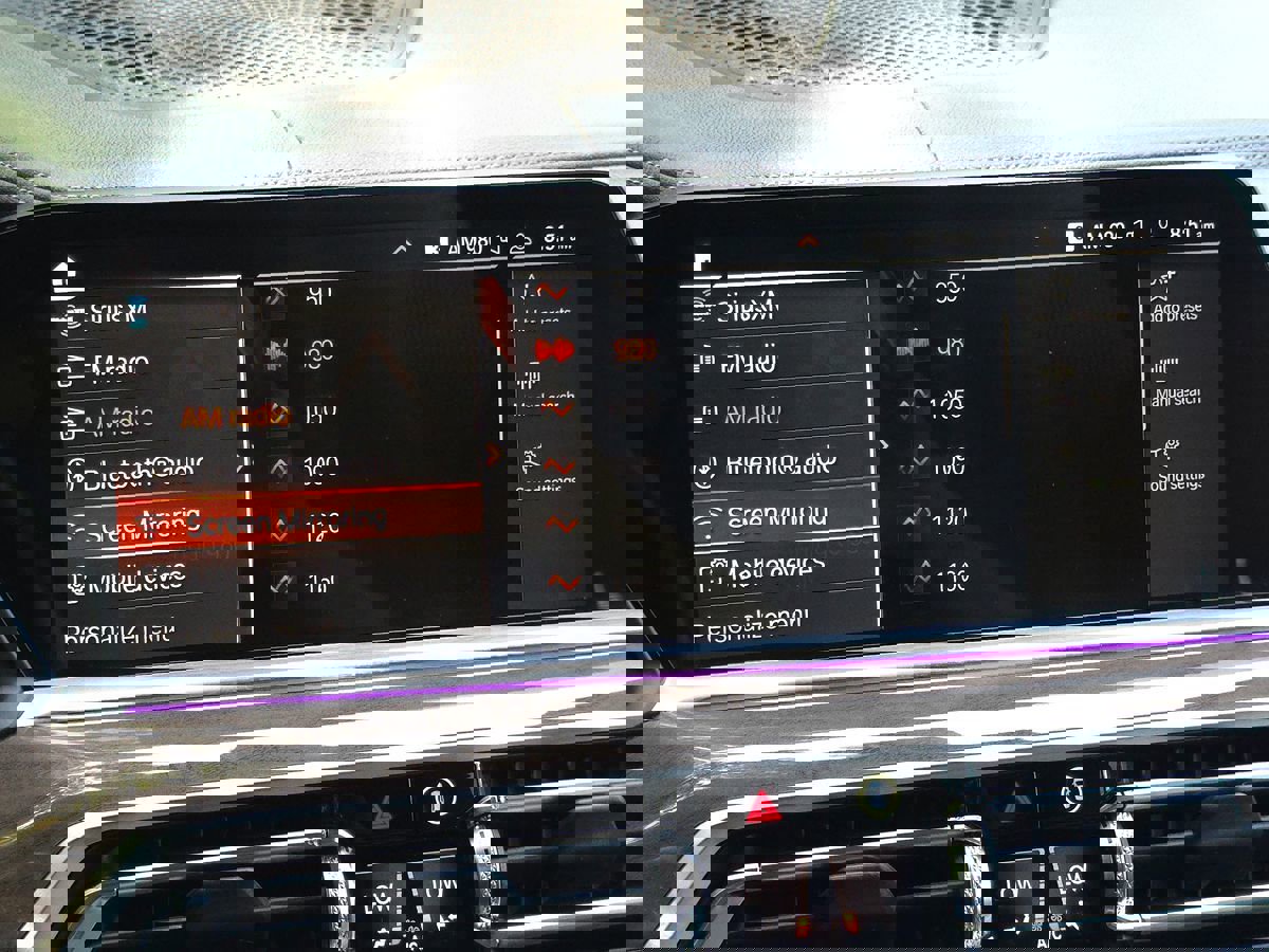 Used 2021 BMW X5 sDrive40i w/ M Sport Package image 40