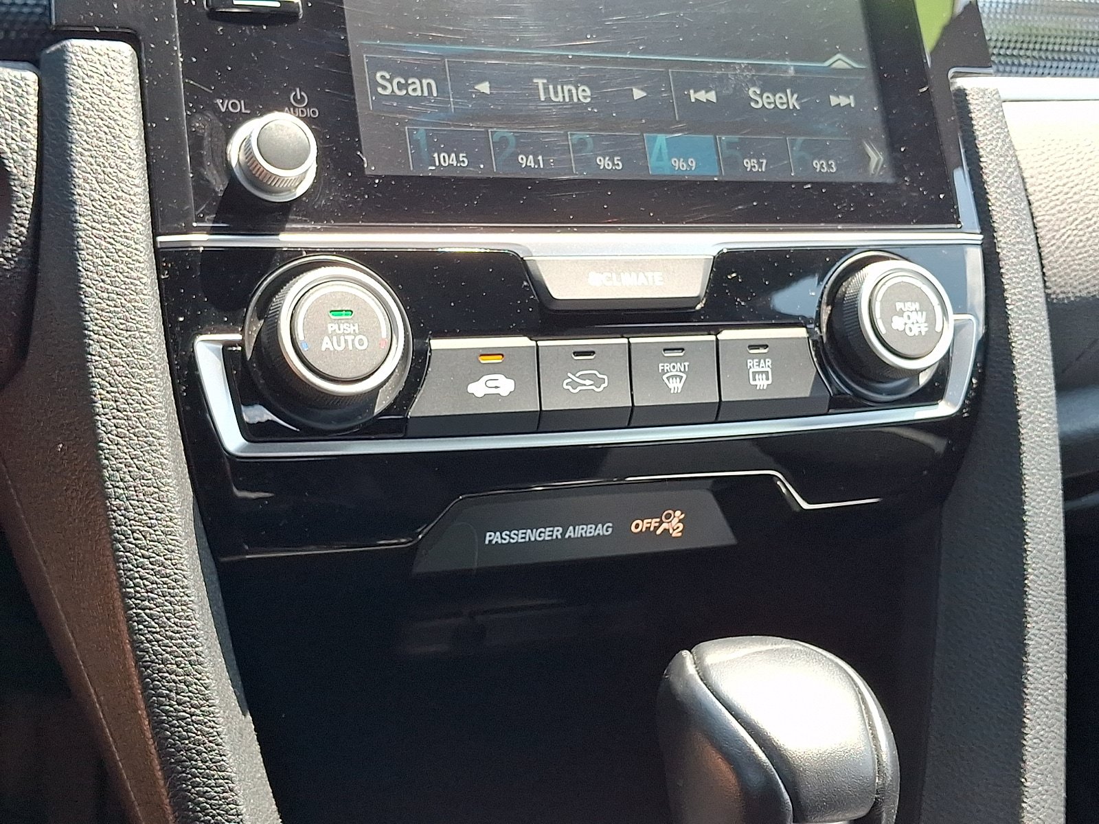 Used 2020 Honda Civic Sport image 15