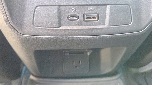 New 2026 GMC Canyon Elevation w/ Convenience Package image 27