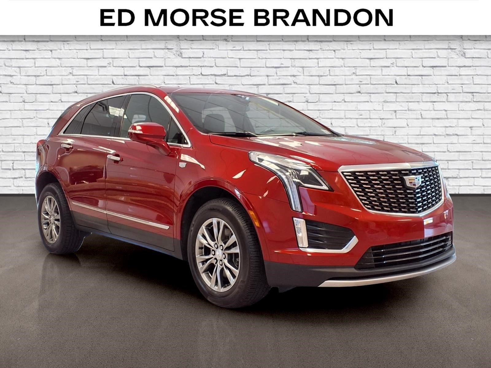 Used 2021 Cadillac XT5 Premium Luxury FWD image 6