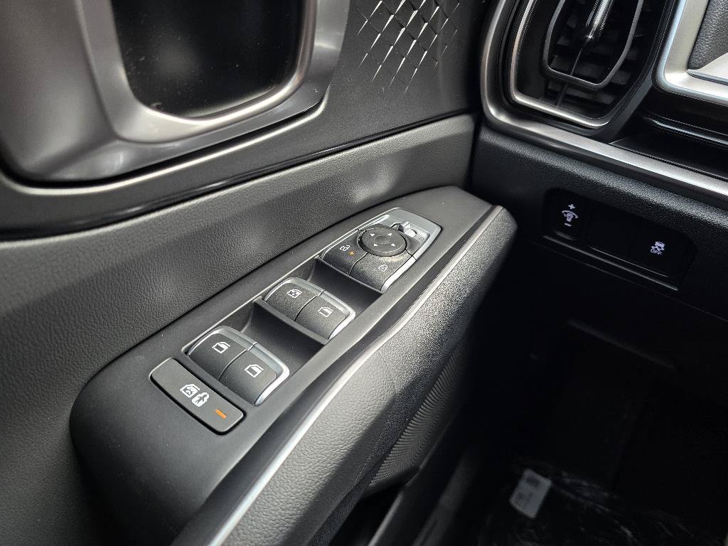New 2026 Kia Sorento LX FWD image 12