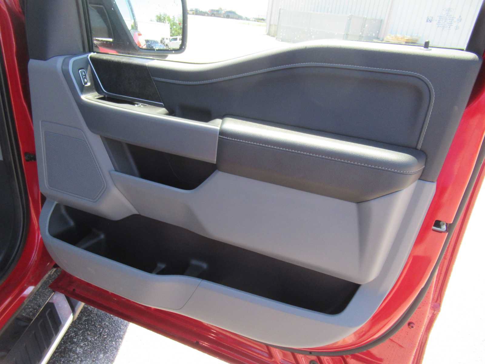 Used 2022 Ford F150 XLT w/ Equipment Group 302A High AWD/4WD image 16