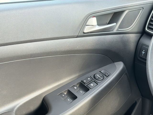 Used 2020 Hyundai Tucson Value w/ Cargo Package image 17