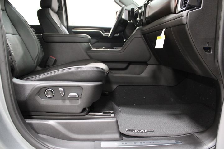 New 2026 GMC Sierra 2500 Denali w/ Denali Reserve Package image 28