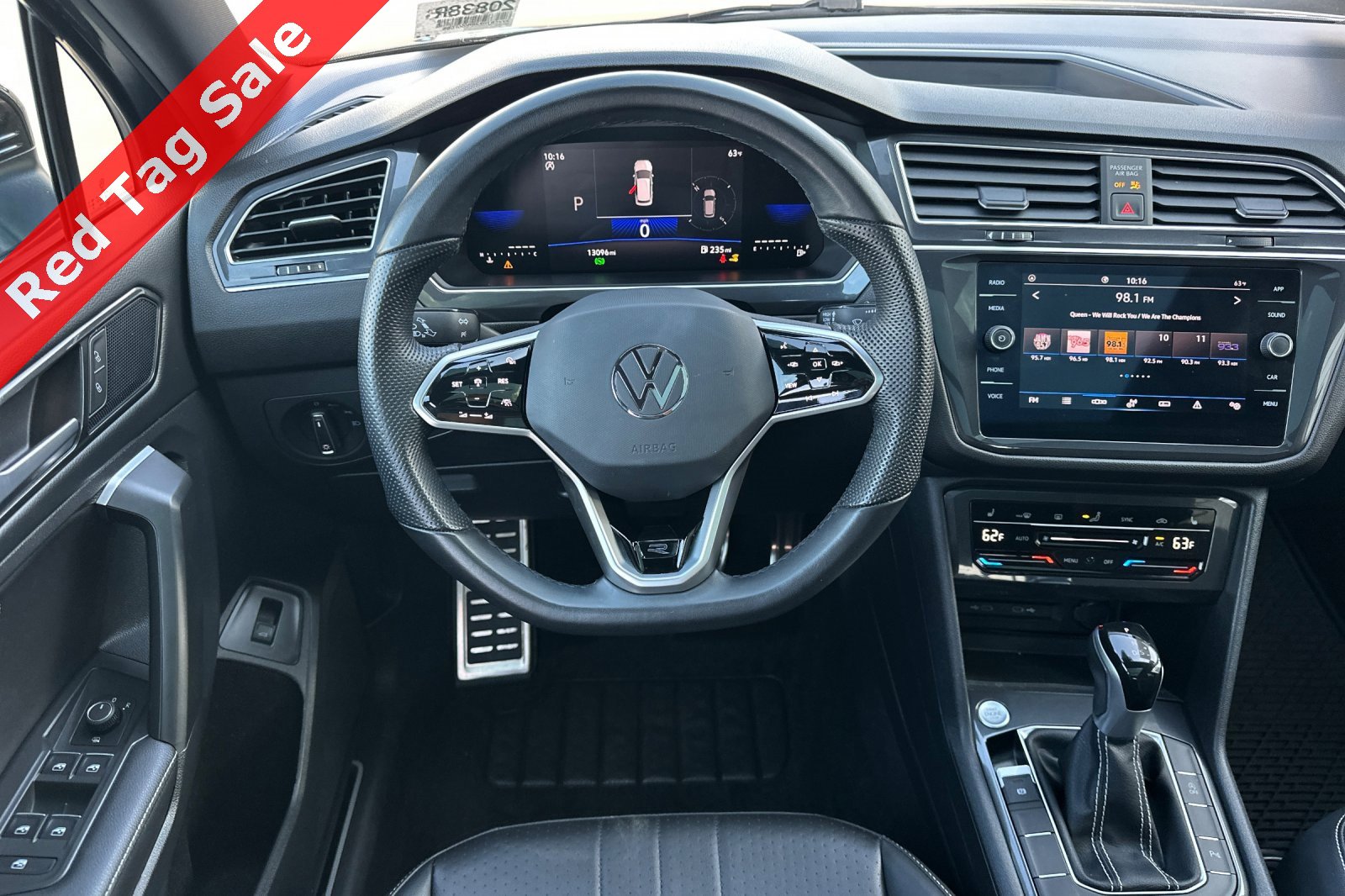 Certified 2024 Volkswagen Tiguan SE R-Line image 14