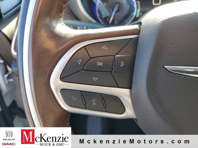 Used 2019 Chrysler Pacifica Limited FWD image 12