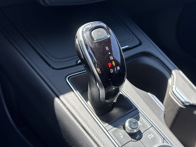 Used 2025 Cadillac XT4 Premium Luxury AWD/4WD image 16