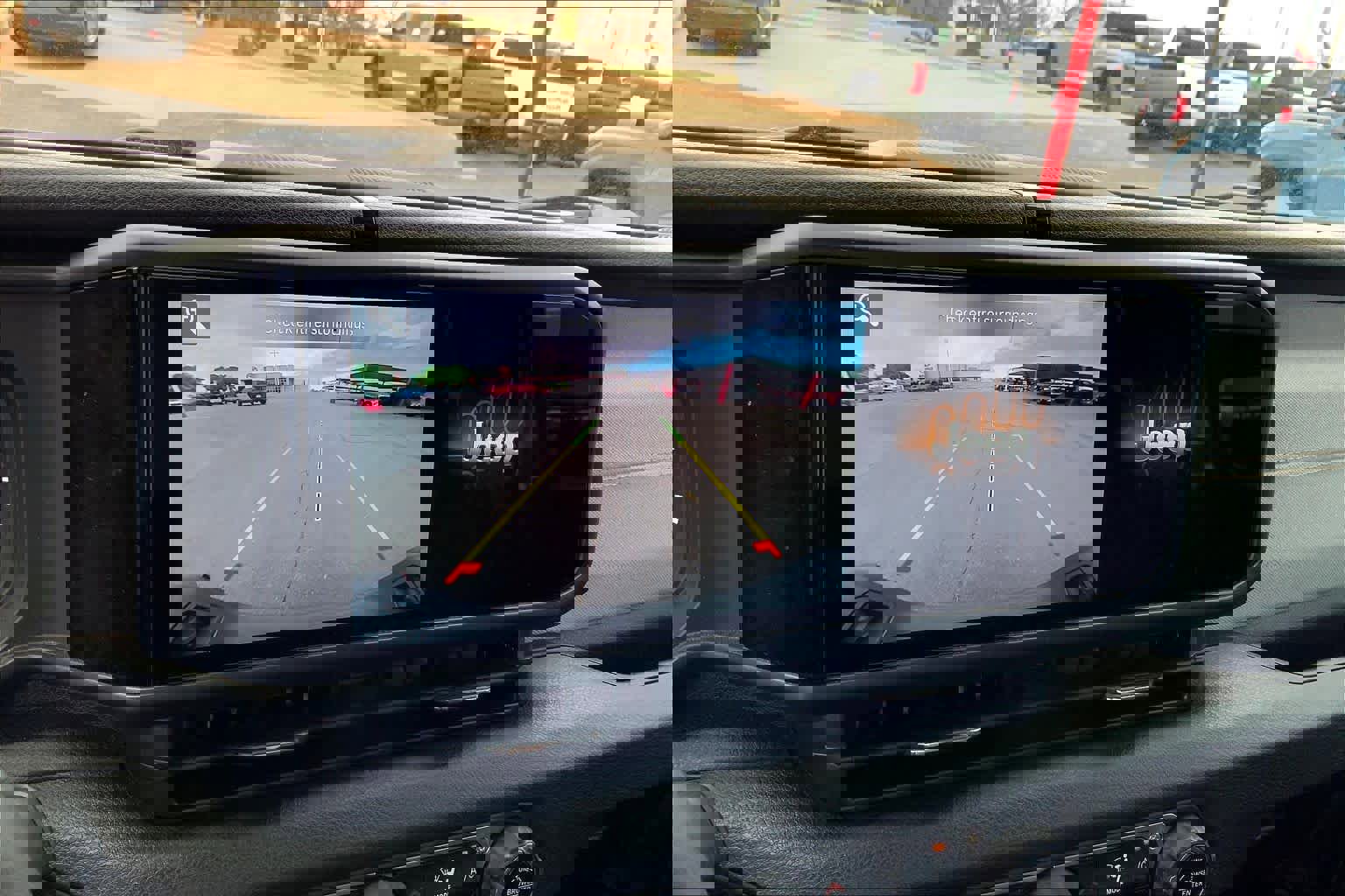 Used 2024 Jeep Gladiator Sport image 27