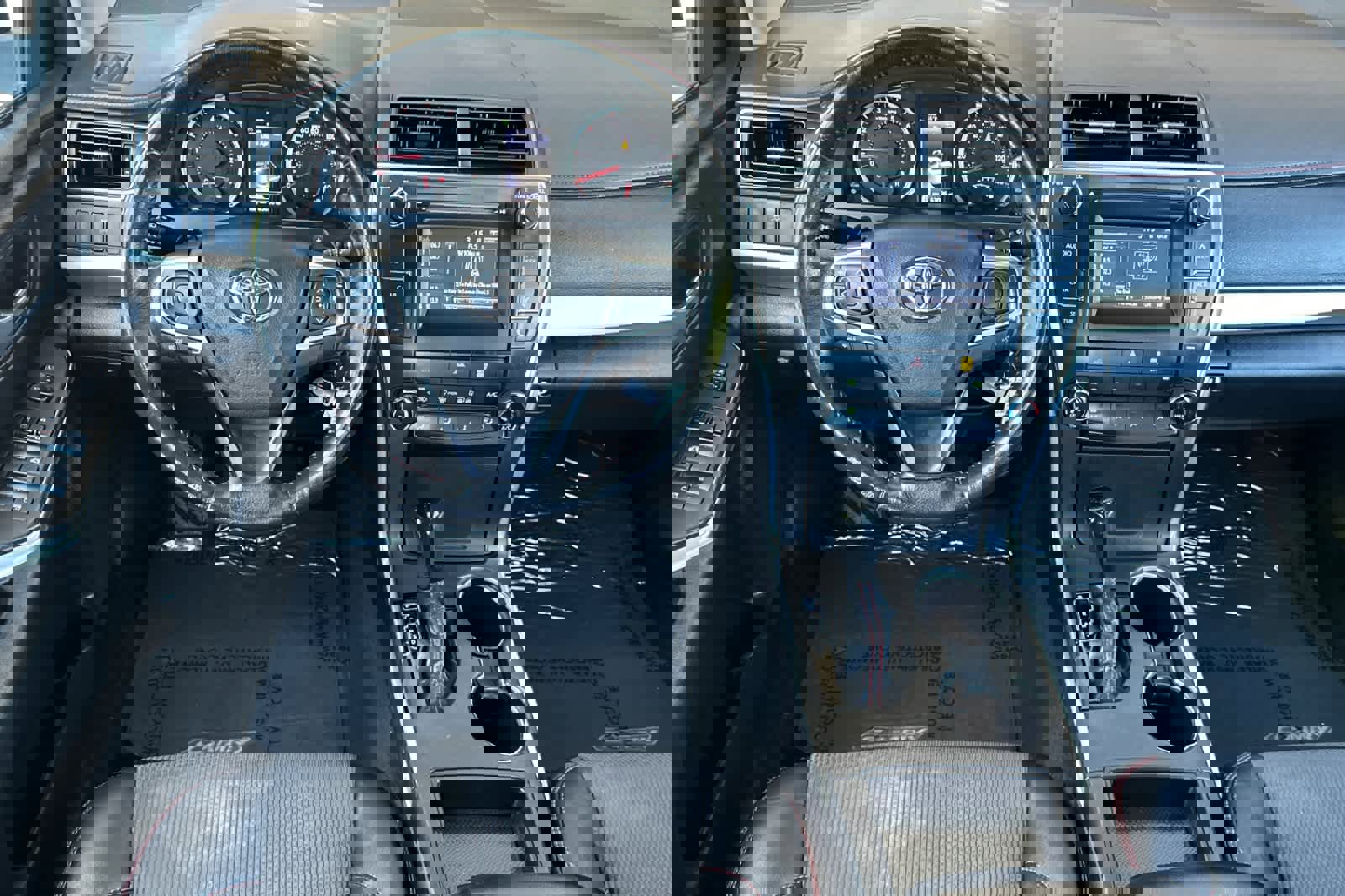 Used 2016 Toyota Camry SE FWD image 15