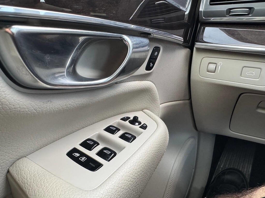 Used 2019 Volvo XC90 T6 Momentum w/ Advanced Package image 44