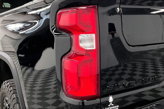 Used 2024 Chevrolet Silverado 2500 High Country w/ High Country Premium Package AWD/4WD image 36