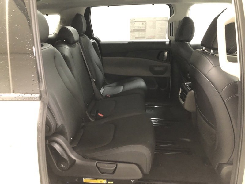 New 2026 Kia Carnival SX image 12