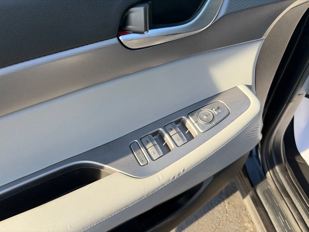 Used 2020 Hyundai Palisade SE FWD image 23