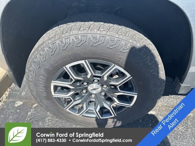 Used 2024 Chevrolet Colorado Z71 w/ Z71 Convenience Package 2 image 22