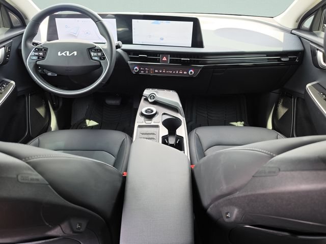 Used 2024 Kia EV6 Wind RWD image 23