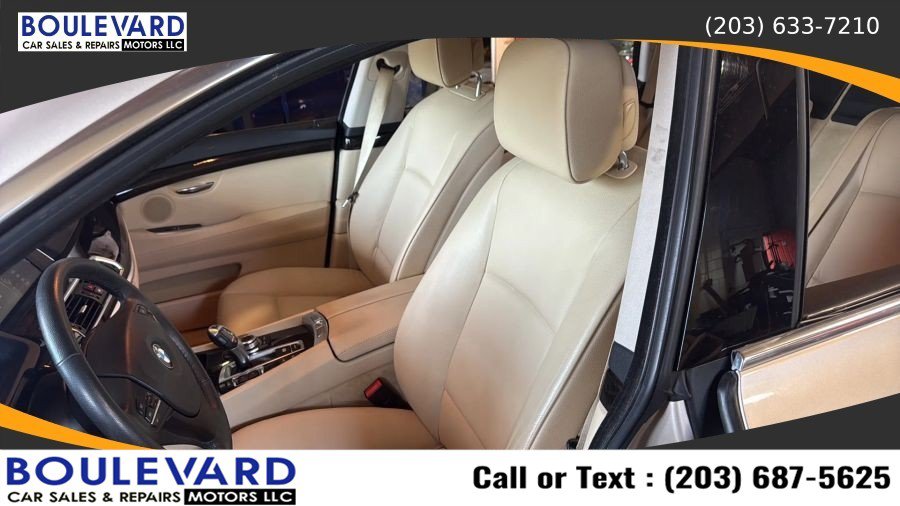 Used 2012 BMW 535i xDrive AWD/4WD image 30