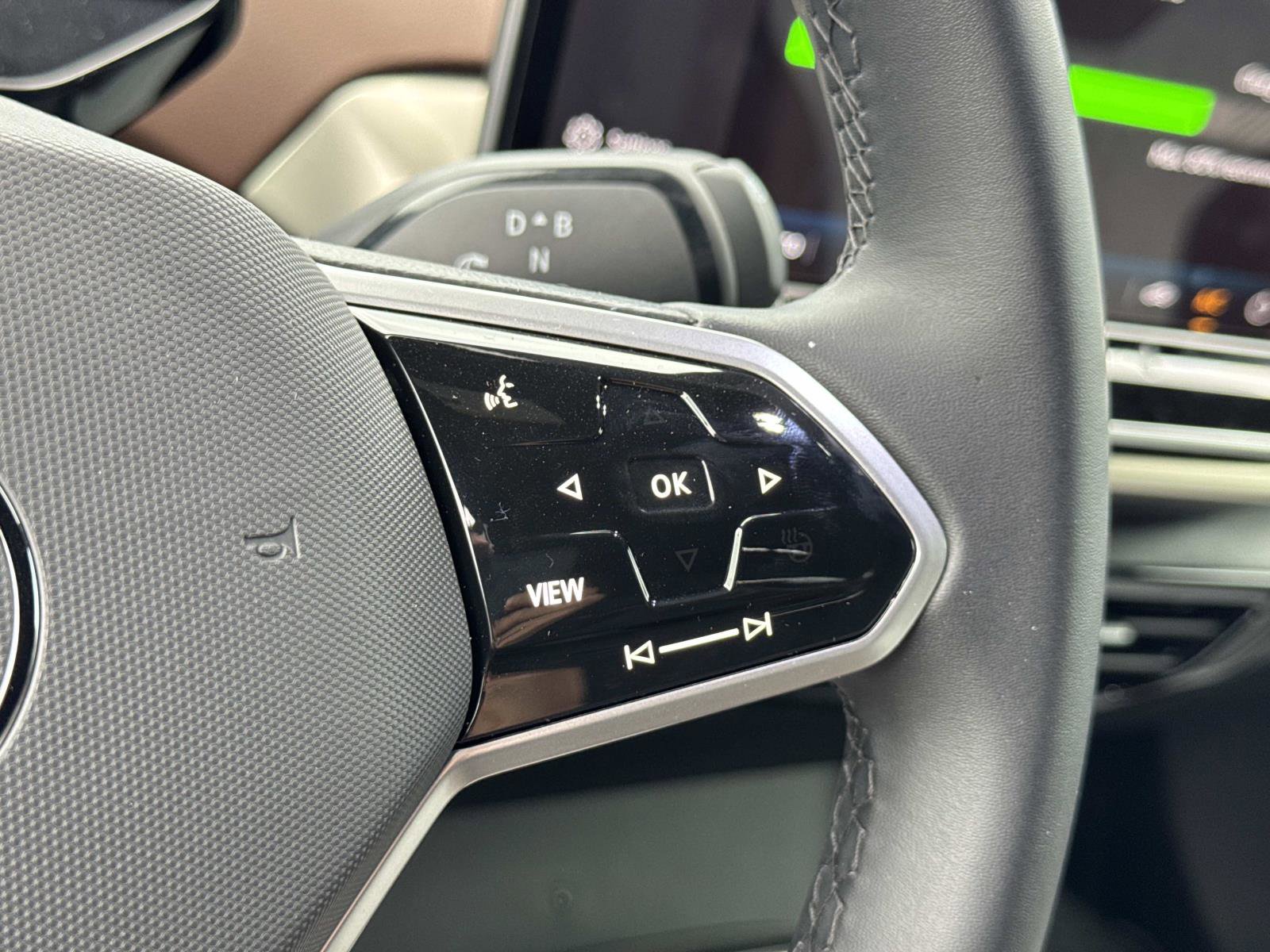 New 2025 Volkswagen ID.4 Pro image 12