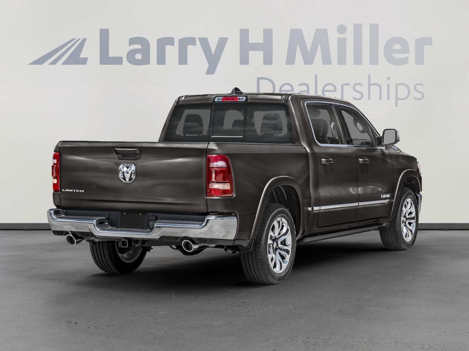 Used 2024 RAM 1500 Limited image 3
