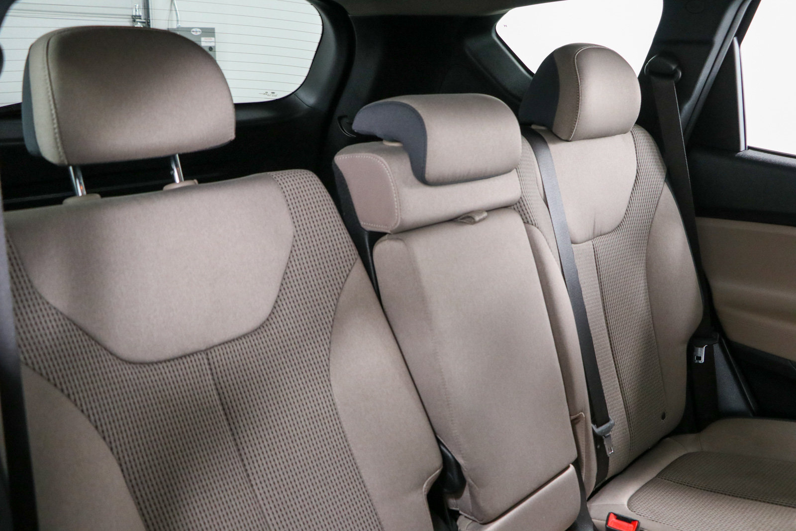 Used 2020 Hyundai Santa Fe SEL w/ Cargo Package FWD image 27