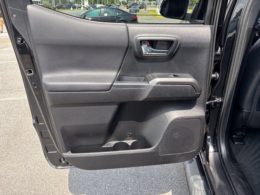 Used 2021 Toyota Tacoma TRD Sport w/ TRD Premium Sport Package AWD/4WD image 49