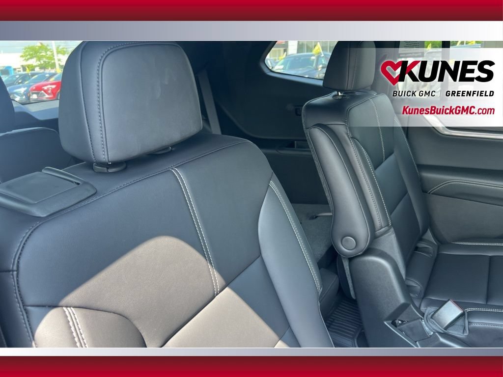 New 2025 GMC Acadia Elevation w/ Elevation Premium Package FWD image 51