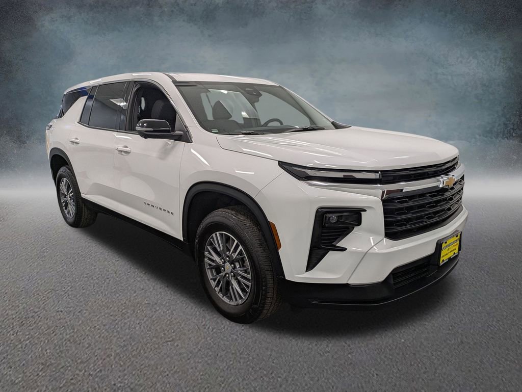 Used 2024 Chevrolet Traverse LS w/ LPO, Floor Liner Package FWD image 3