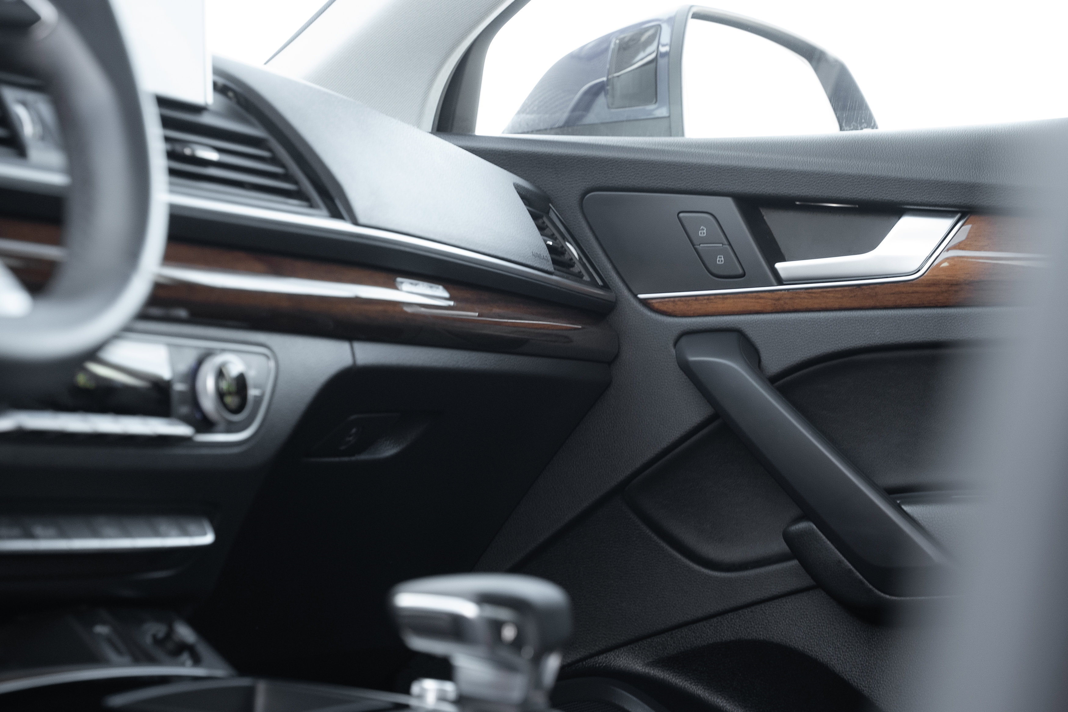 Certified 2023 Audi Q5 2.0T Premium w/ Convenience Package image 16