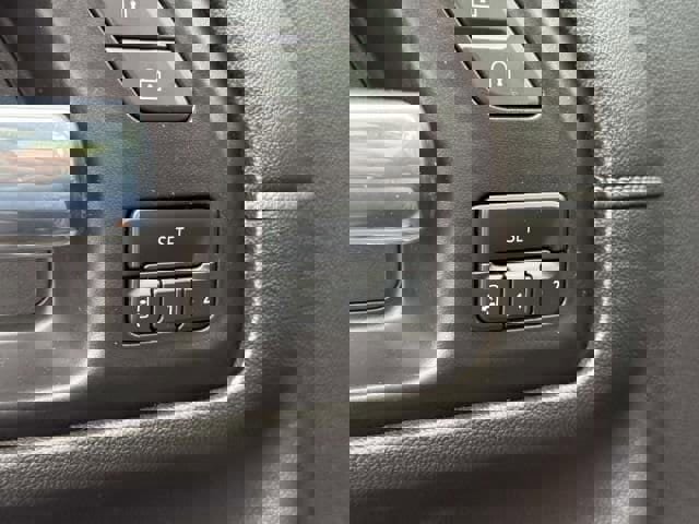 Used 2022 GMC Sierra 2500 Denali w/ Denali Black Diamond Edition image 19