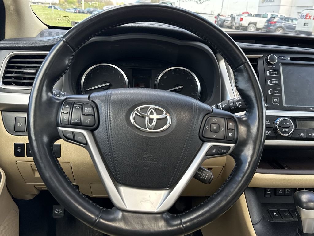 Used 2018 Toyota Highlander Limited Platinum w/ Protection Package #3 AWD/4WD image 11