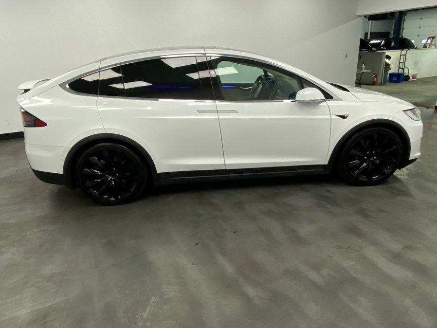 Used 2017 Tesla Model X 90D image 7