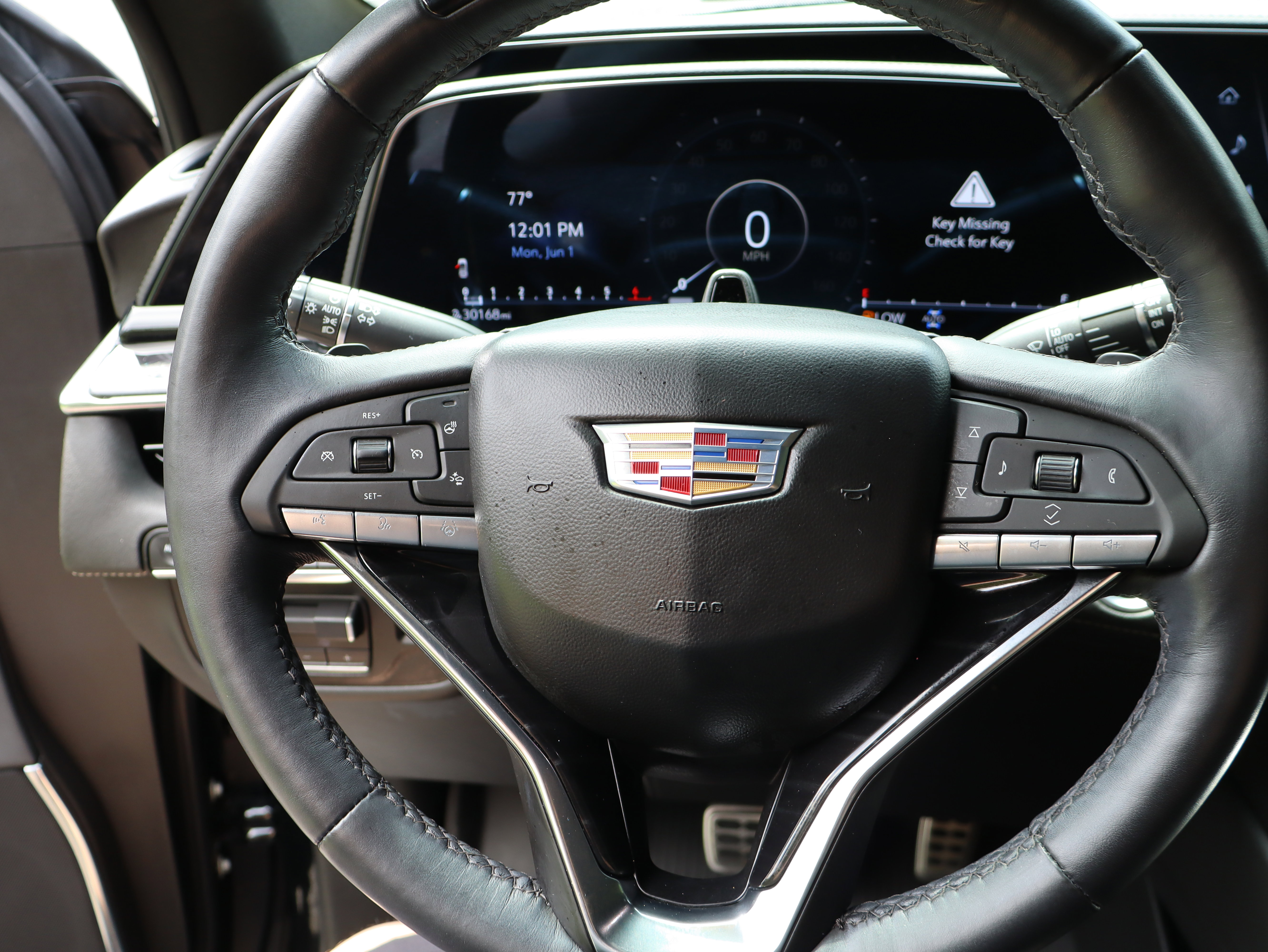 Used 2024 Cadillac Escalade ESV Sport AWD/4WD image 25