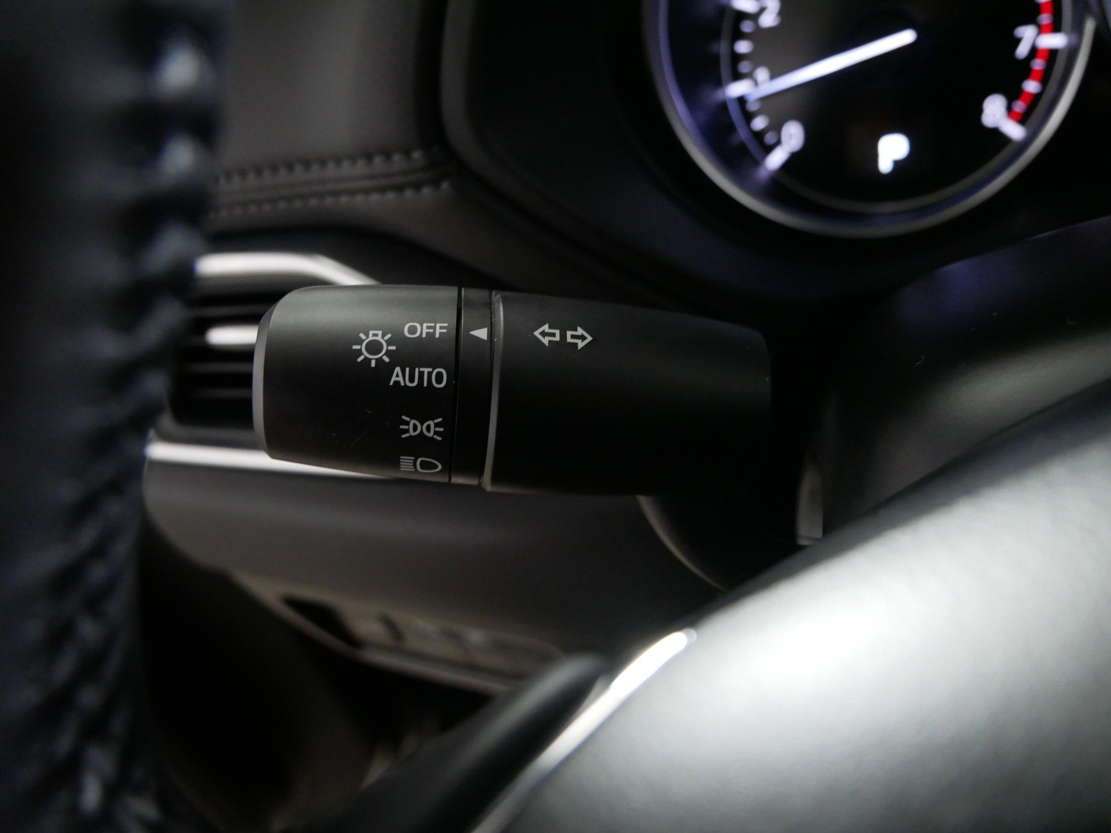 Used 2025 MAZDA CX-5 AWD 2.5 S w/ Preferred Package image 32