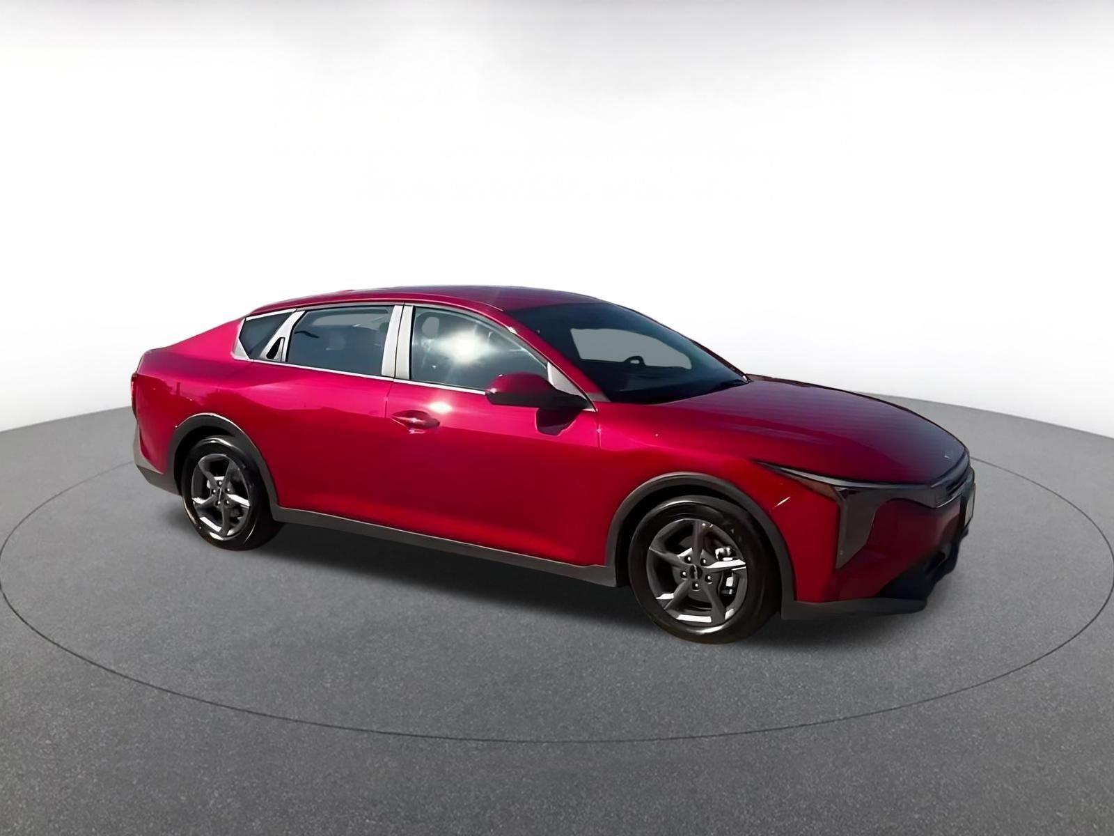 Used 2026 Kia K4 FWD image 2