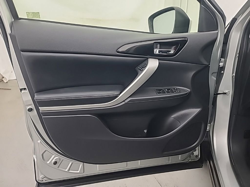 Used 2025 Mitsubishi Eclipse Cross SE image 21