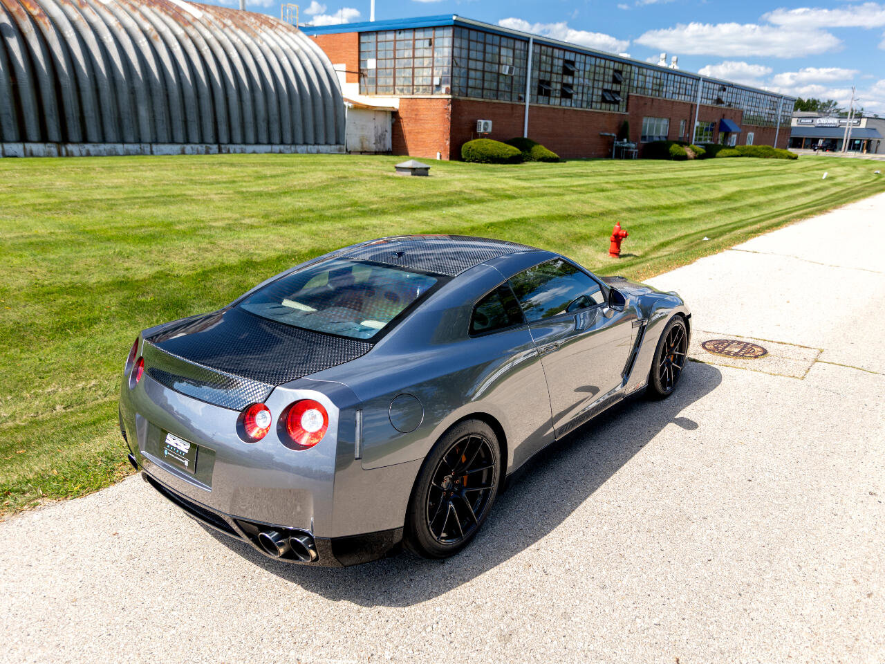 Used 2009 Nissan GT-R Premium image 11